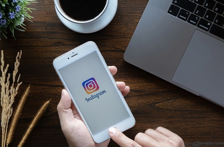 Instagram × 商品やブランドをより身近に